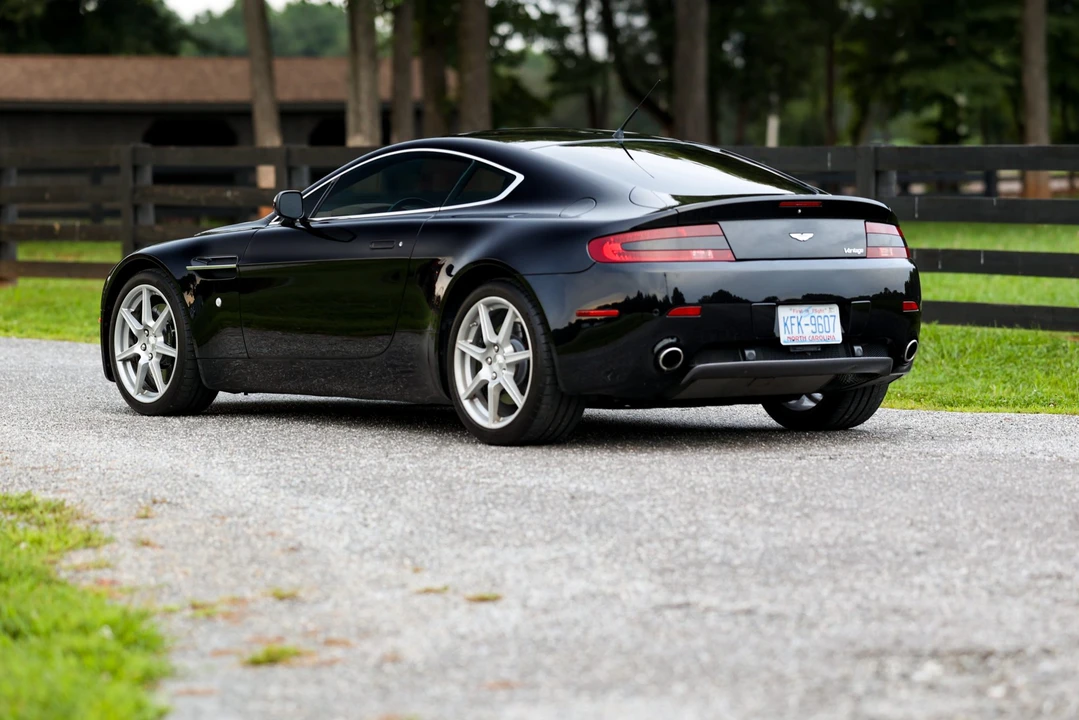 2007 Aston Martin V8 Vantage (2006-2017) - Image 30 of 31