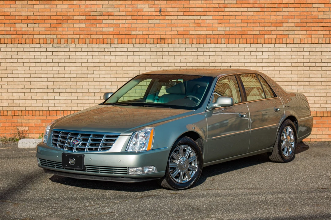 2007 Cadillac DTS - Image 5 of 31