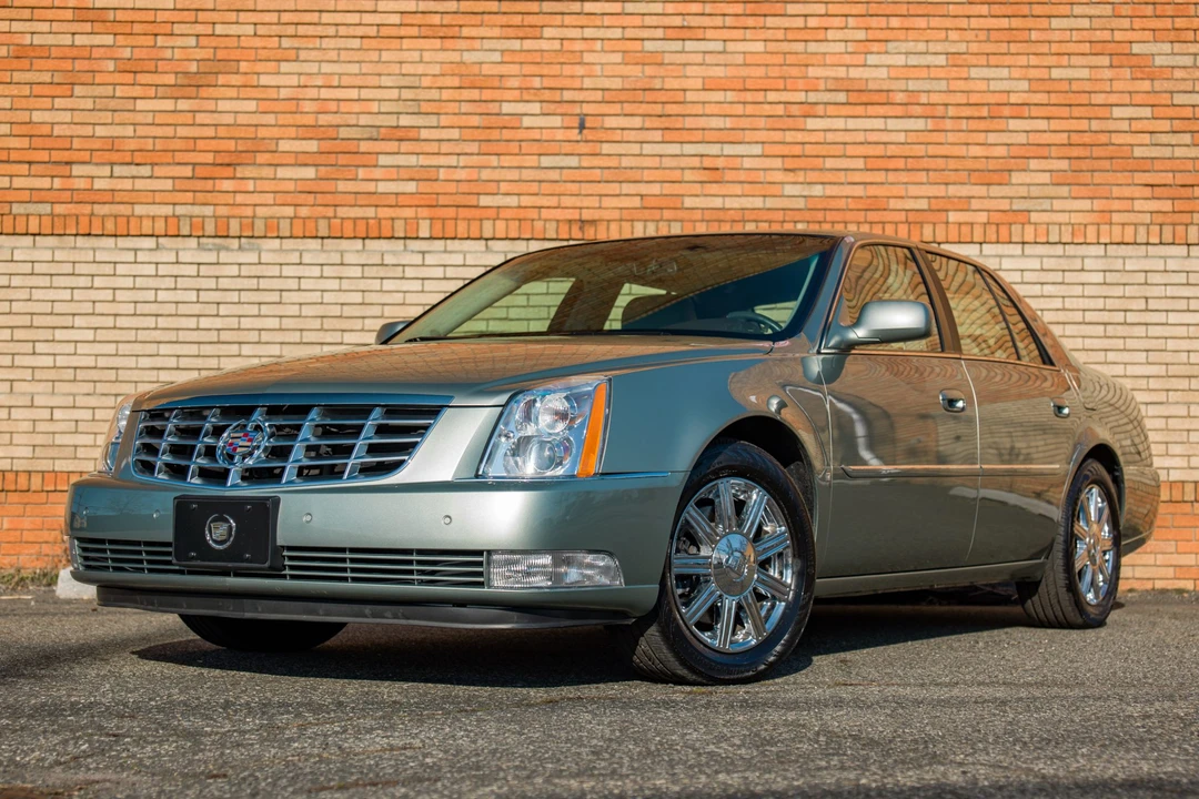 2007 Cadillac DTS - Image 7 of 31