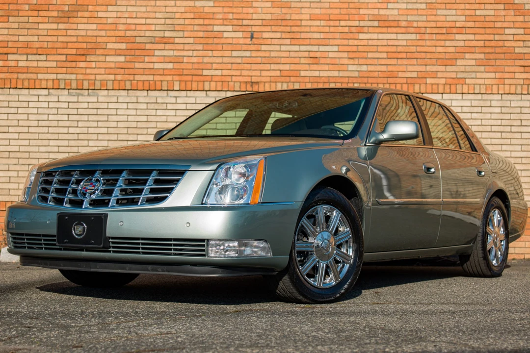 2007 Cadillac DTS - Image 8 of 31