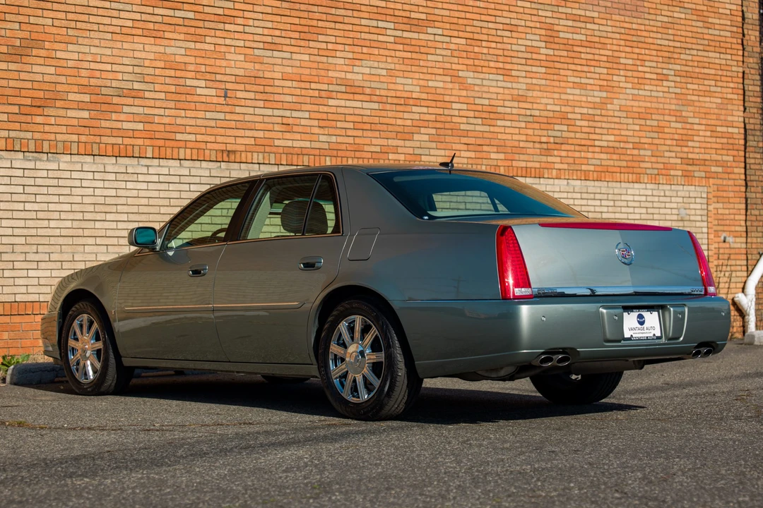 2007 Cadillac DTS - Image 14 of 31