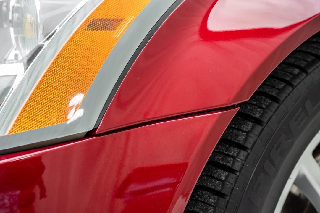 2007 Cadillac XLR-V - Image 29 of 31