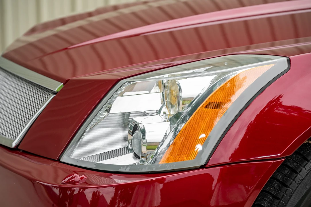 2007 Cadillac XLR-V - Image 23 of 31