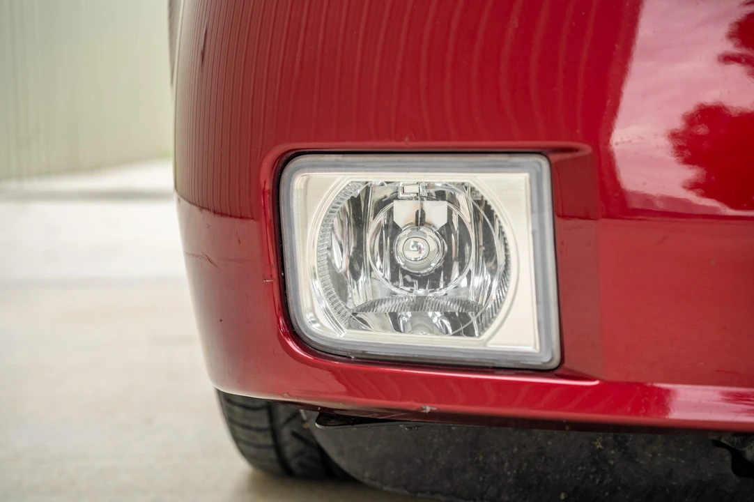 2007 Cadillac XLR-V - Image 25 of 31
