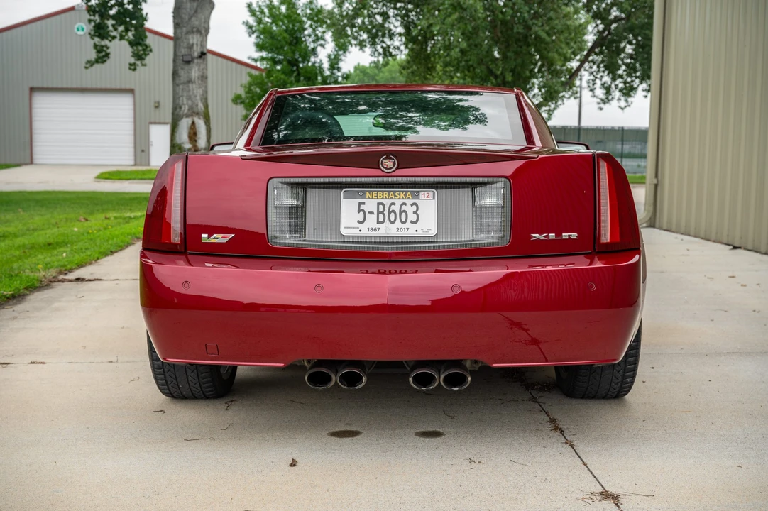 2007 Cadillac XLR-V - Image 5 of 31