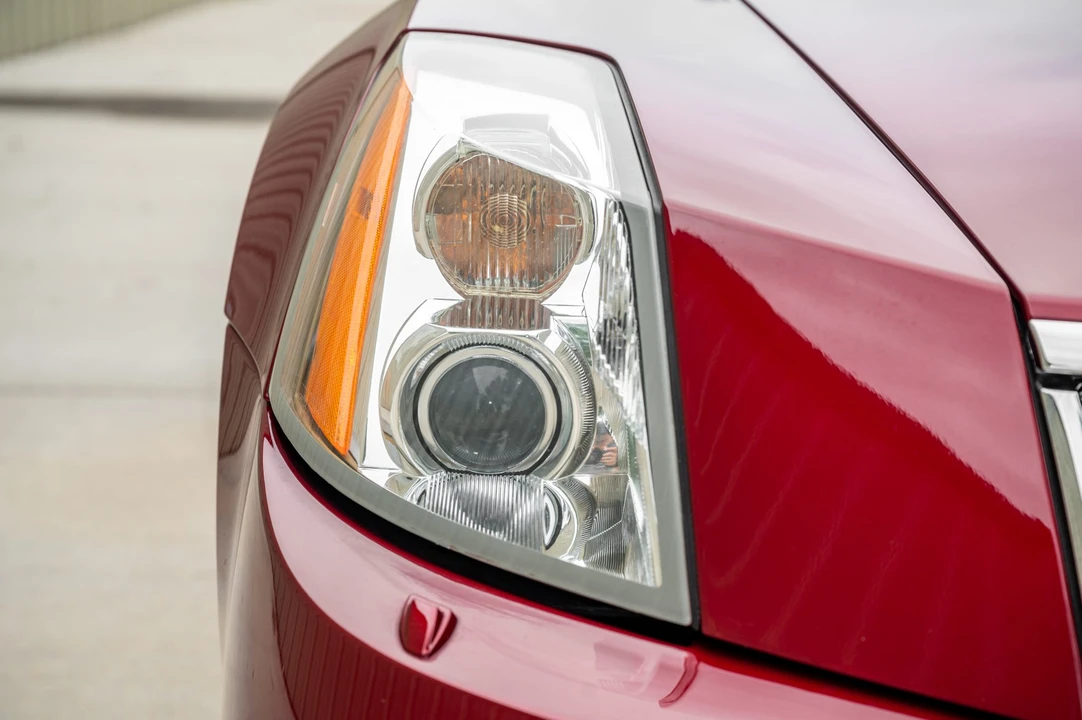 2007 Cadillac XLR-V - Image 21 of 31