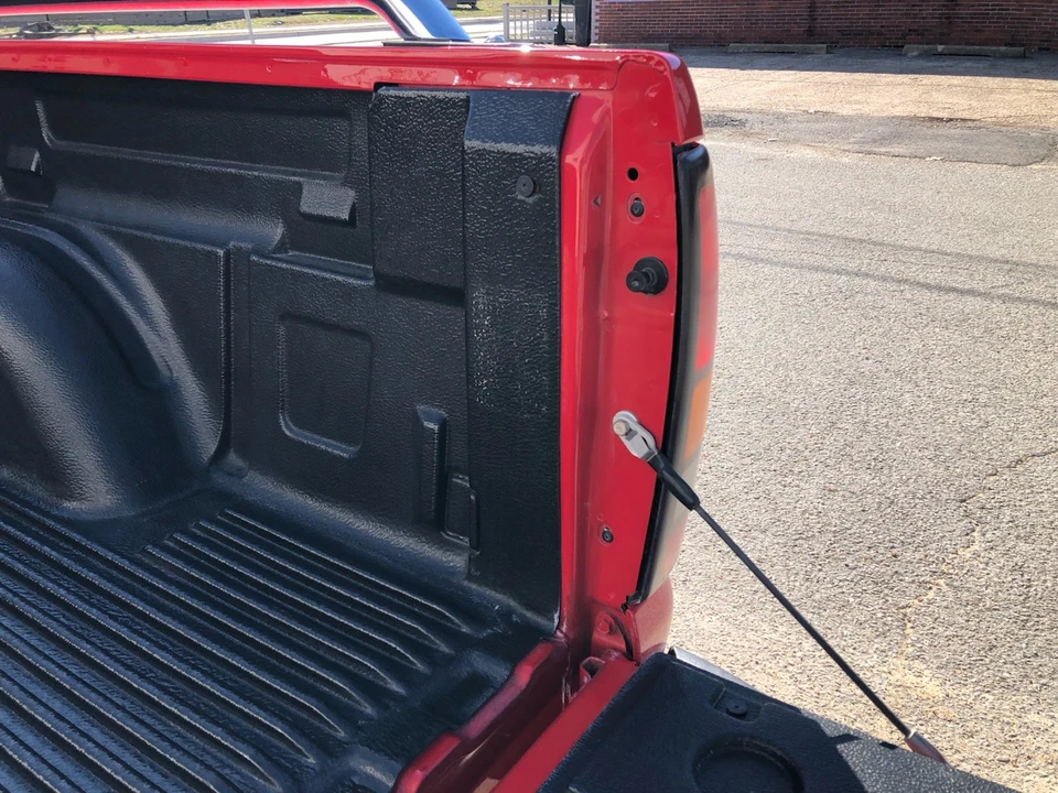 2007 GMC Sierra 2nd Gen - Image 23 of 31