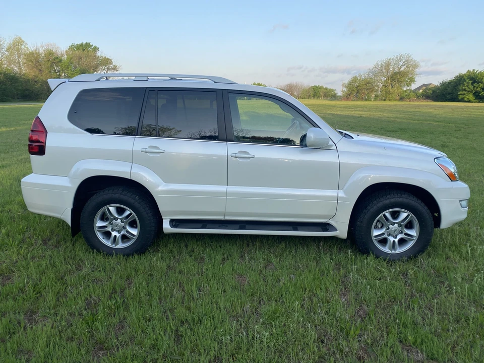 2007 Lexus GX 1st Gen - Image 6 of 31