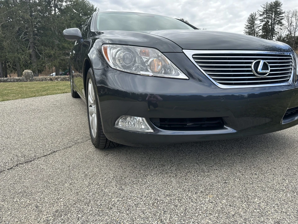 2007 Lexus LS 4th Gen - Image 28 of 31