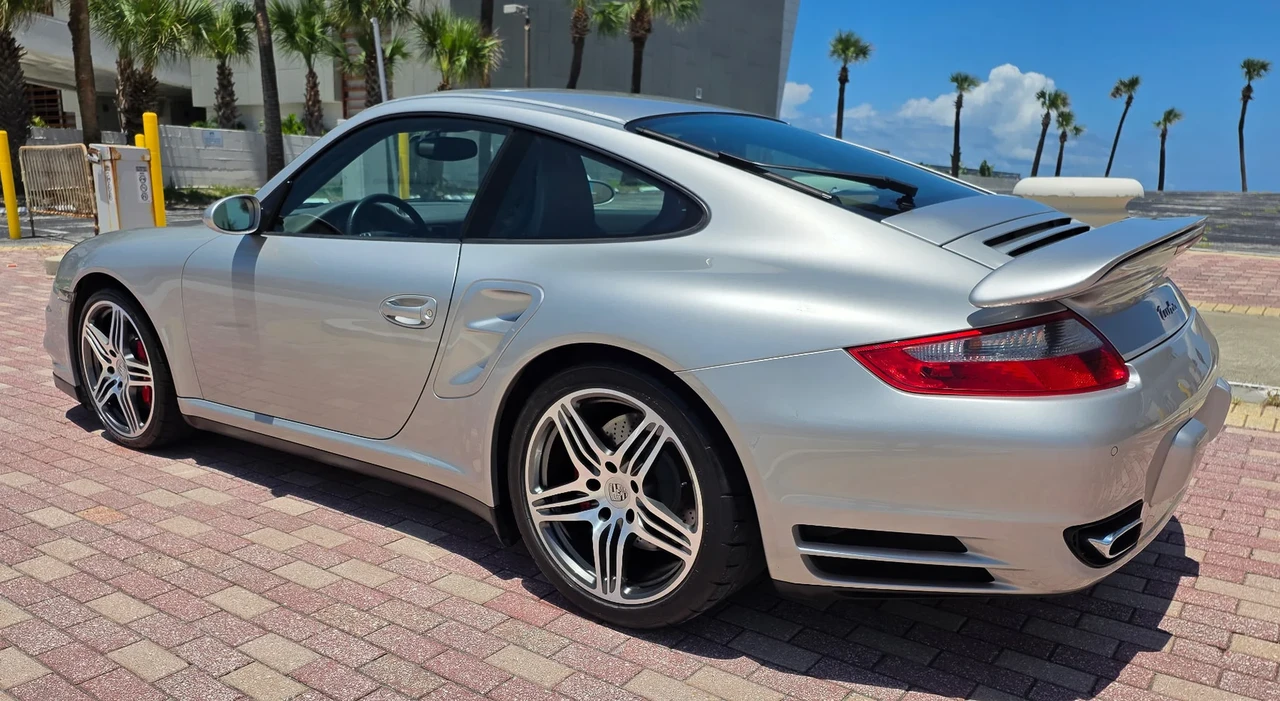 2007 Porsche 997 Turbo - Image 8 of 31