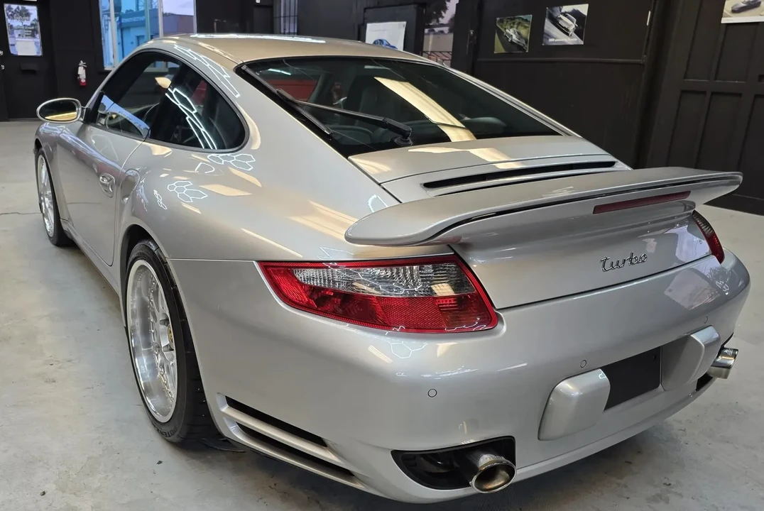 2007 Porsche 997 Turbo - Image 15 of 31