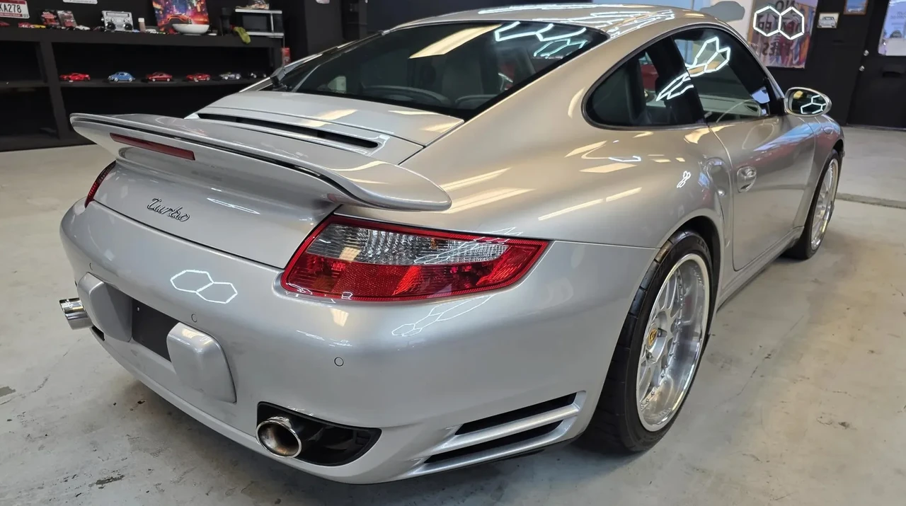 2007 Porsche 997 Turbo - Image 19 of 31