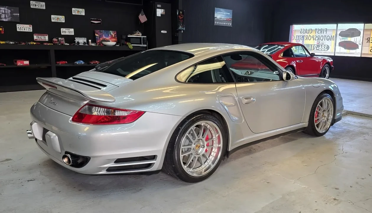 2007 Porsche 997 Turbo - Image 22 of 31