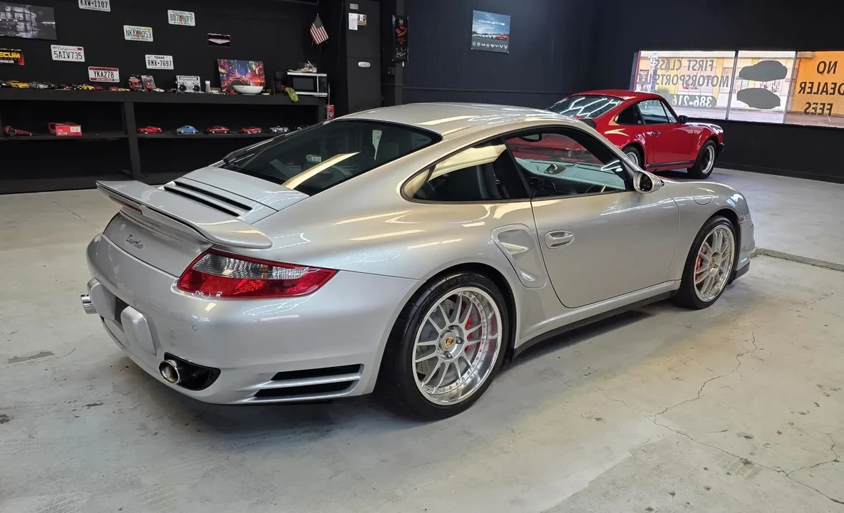 2007 Porsche 997 Turbo - Image 21 of 31