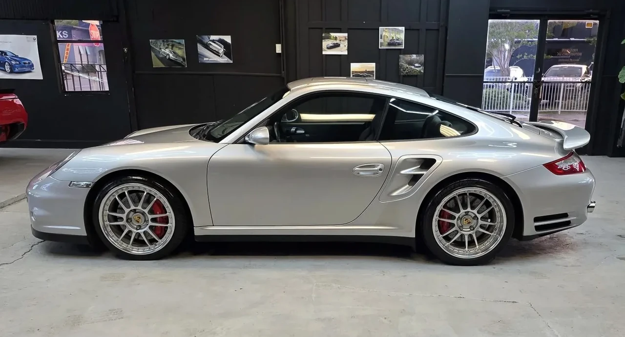 2007 Porsche 997 Turbo - Image 10 of 31