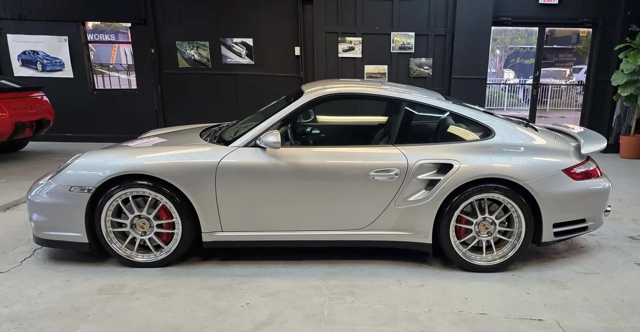 2007 Porsche 997 Turbo - Image 7 of 31