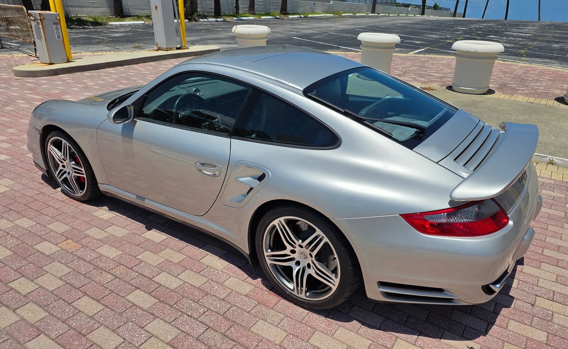 2007 Porsche 997 Turbo - Image 7 of 31