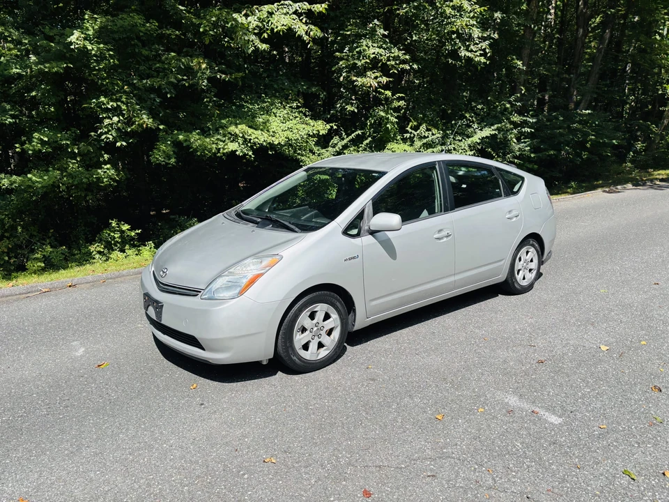 2007 Toyota Prius 2nd Gen - Image 3 of 31