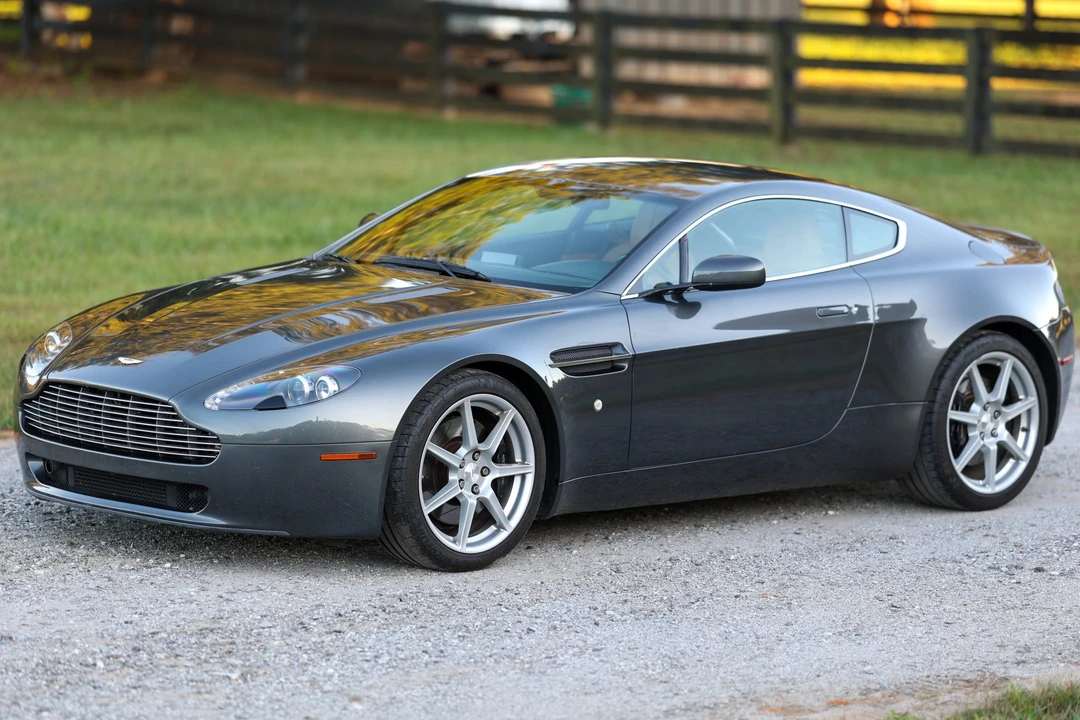 2008 Aston Martin V8 Vantage (2006-2017) - Image 3 of 31