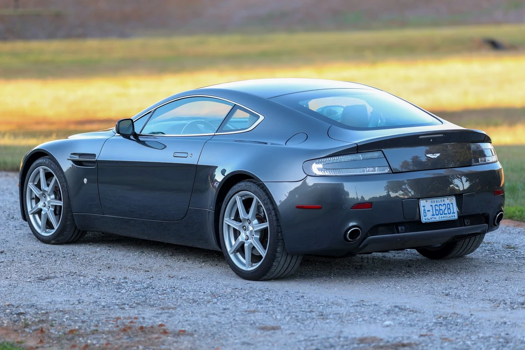 2008 Aston Martin V8 Vantage (2006-2017) - Image 24 of 31