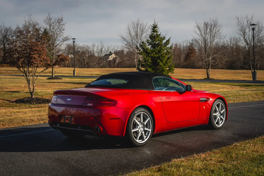 2008 Aston Martin V8 Vantage (2006-2017) - Image 5 of 31