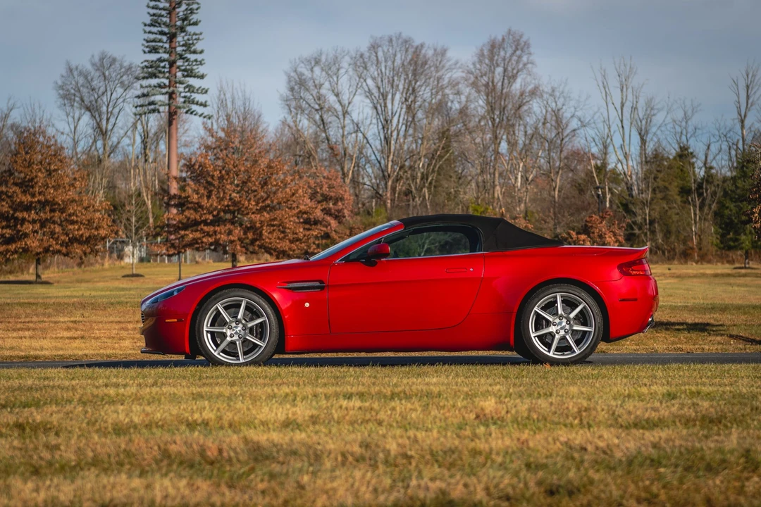 2008 Aston Martin V8 Vantage (2006-2017) - Image 2 of 31