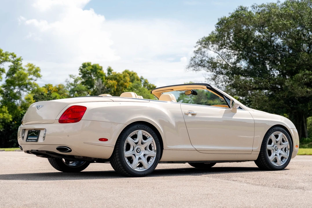 2008 Bentley Continental GTC - Image 9 of 31