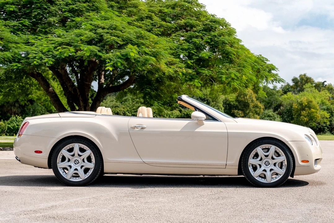 2008 Bentley Continental GTC - Image 8 of 31