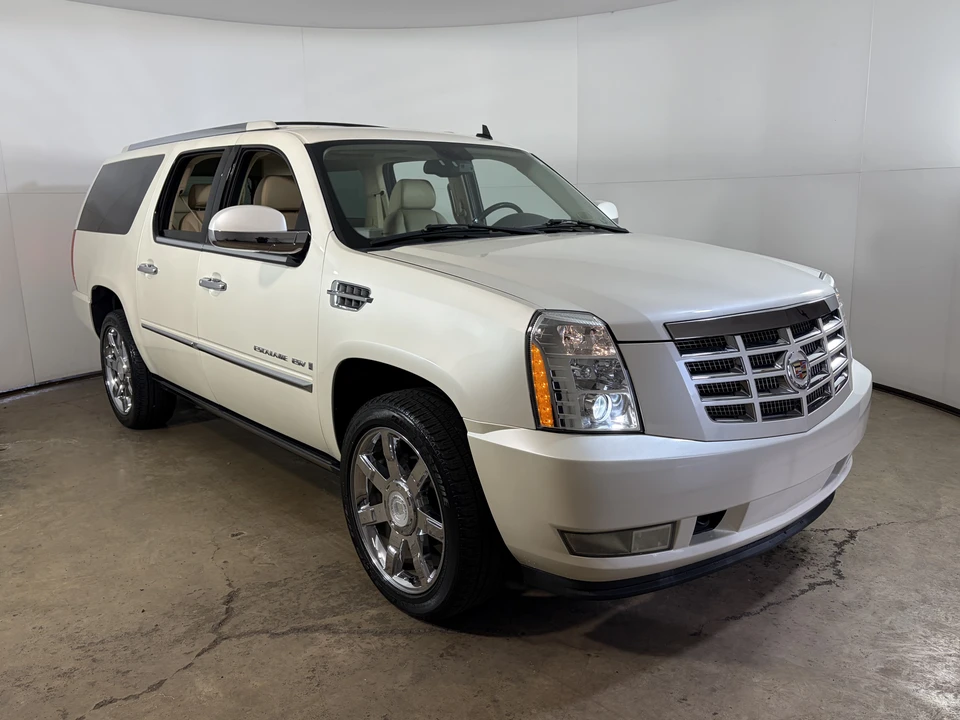 2008 Cadillac Escalade & EXT 3rd Gen - Image 3 of 31