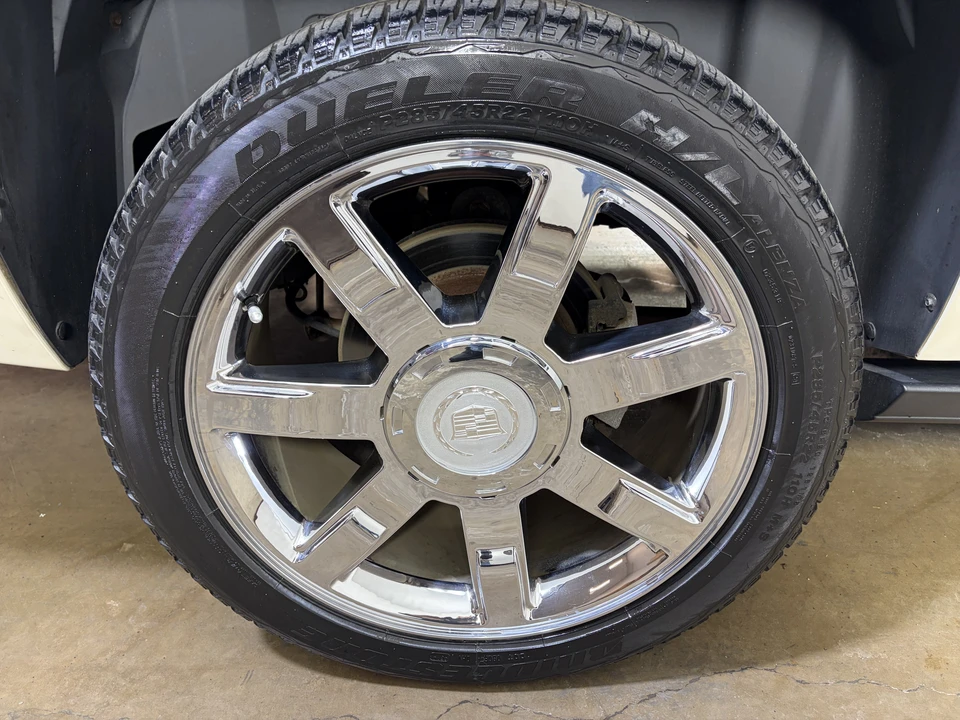 2008 Cadillac Escalade & EXT 3rd Gen - Image 13 of 31