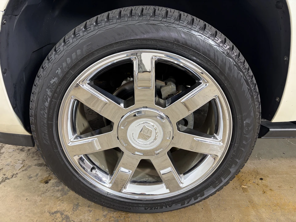 2008 Cadillac Escalade & EXT 3rd Gen - Image 15 of 31