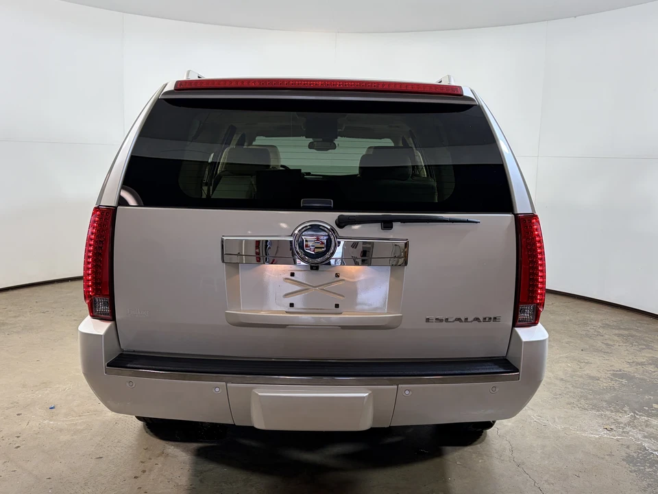 2008 Cadillac Escalade & EXT 3rd Gen - Image 4 of 31