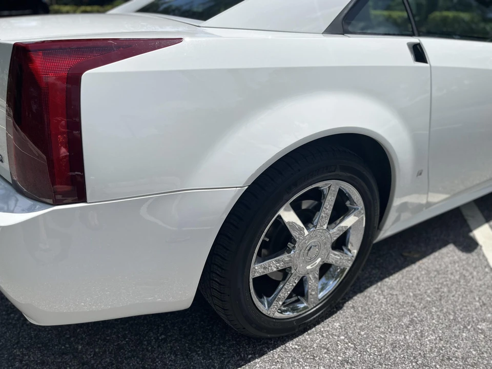 2008 Cadillac XLR - Image 25 of 31