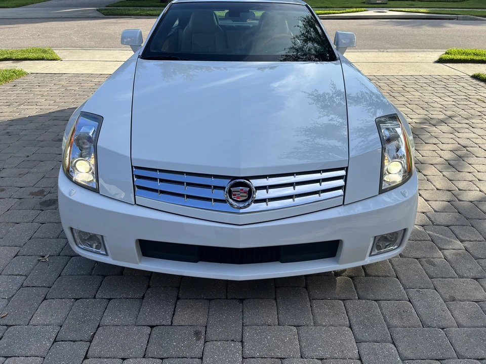 2008 Cadillac XLR - Image 16 of 31