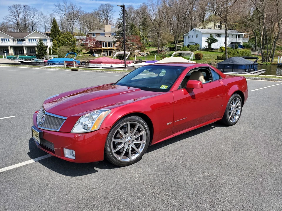 2008 Cadillac XLR-V - Image 3 of 31