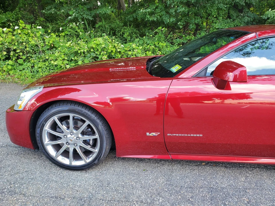 2008 Cadillac XLR-V - Image 19 of 31