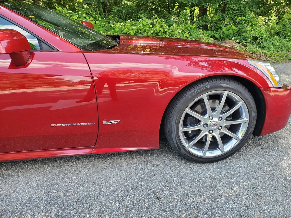 2008 Cadillac XLR-V - Image 22 of 31