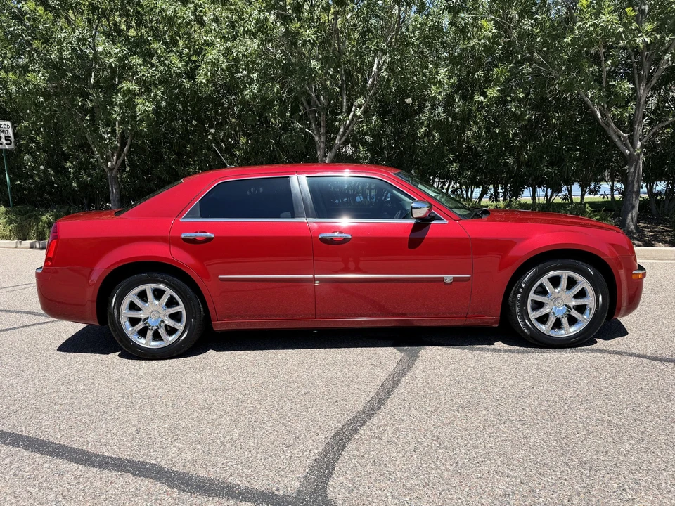 2008 Chrysler 300 (2005-2023) - Image 21 of 31