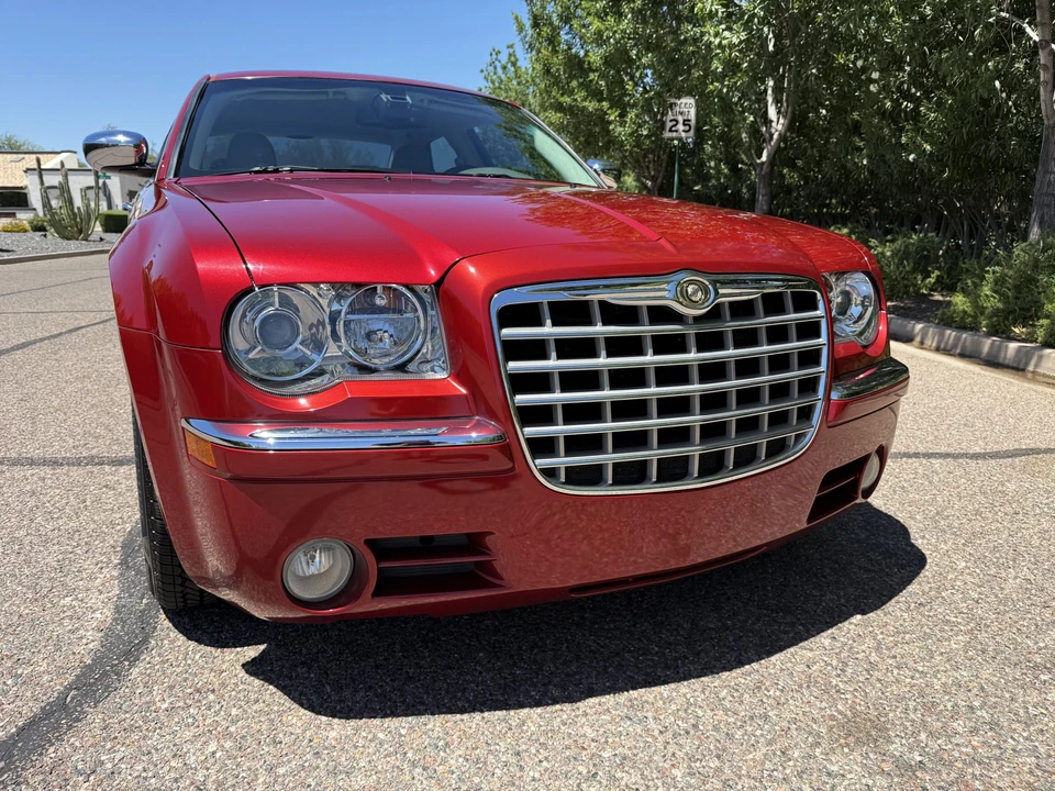 2008 Chrysler 300 (2005-2023) - Image 13 of 31