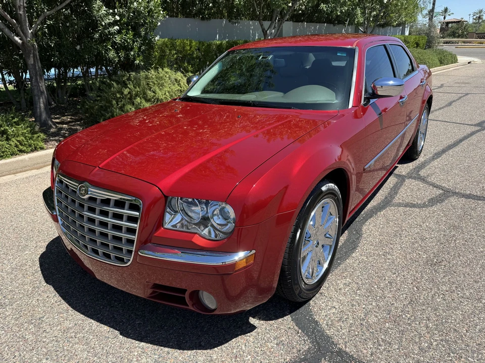 2008 Chrysler 300 (2005-2023) - Image 4 of 31