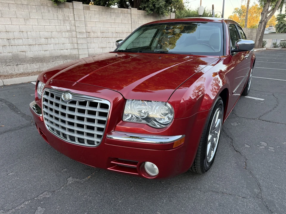 2008 Chrysler 300 (2005-2023) - Image 10 of 31