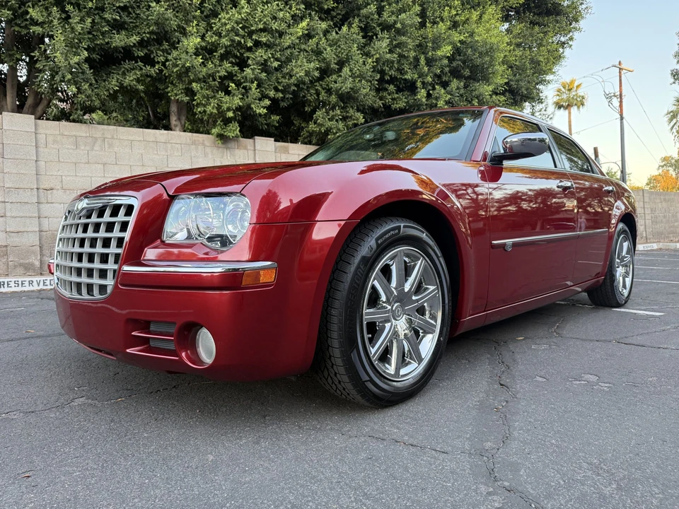 2008 Chrysler 300 (2005-2023) - Image 6 of 31