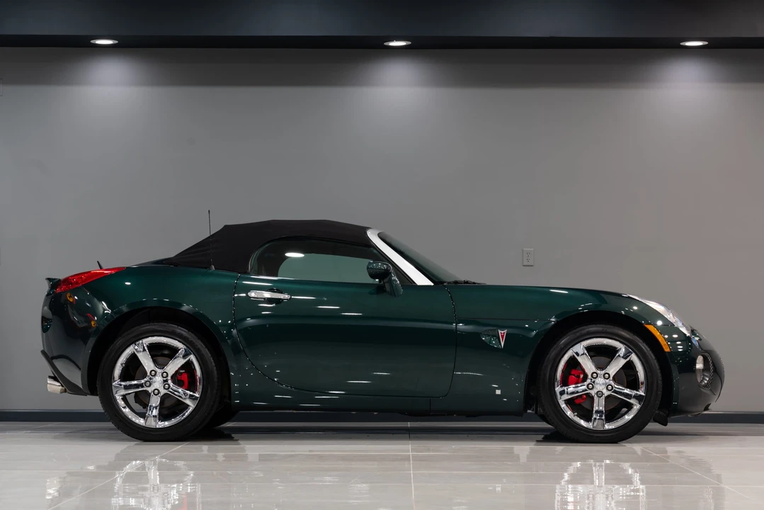2008 Pontiac Solstice GXP - Image 16 of 31