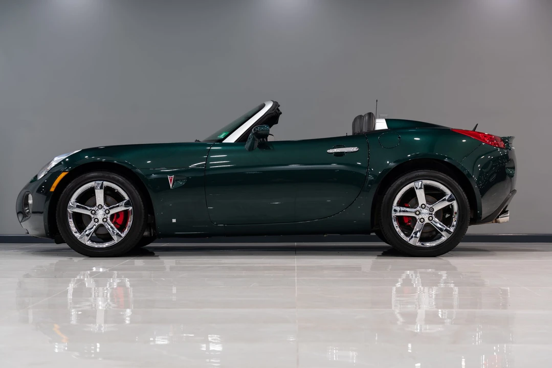 2008 Pontiac Solstice GXP - Image 28 of 31