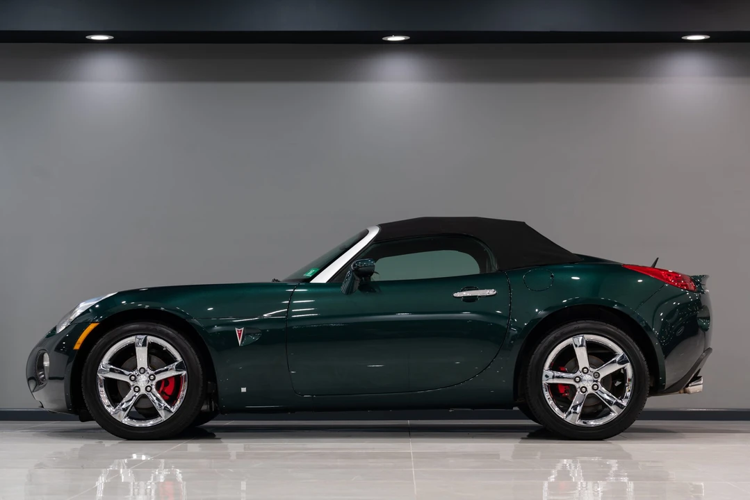 2008 Pontiac Solstice GXP - Image 5 of 31