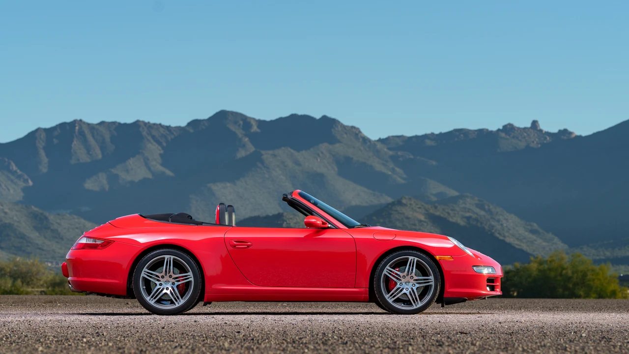 2008 Porsche 997 Carrera 4S - Image 18 of 31