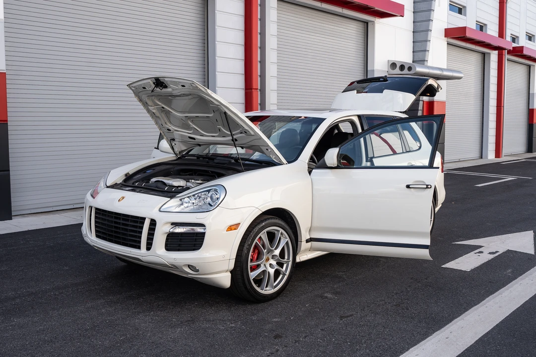 2008 Porsche 955/957 Cayenne GTS - Image 24 of 31