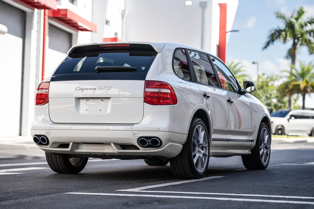 2008 Porsche 955/957 Cayenne GTS - Image 14 of 31