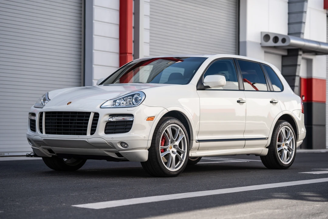2008 Porsche 955/957 Cayenne GTS - Image 2 of 31