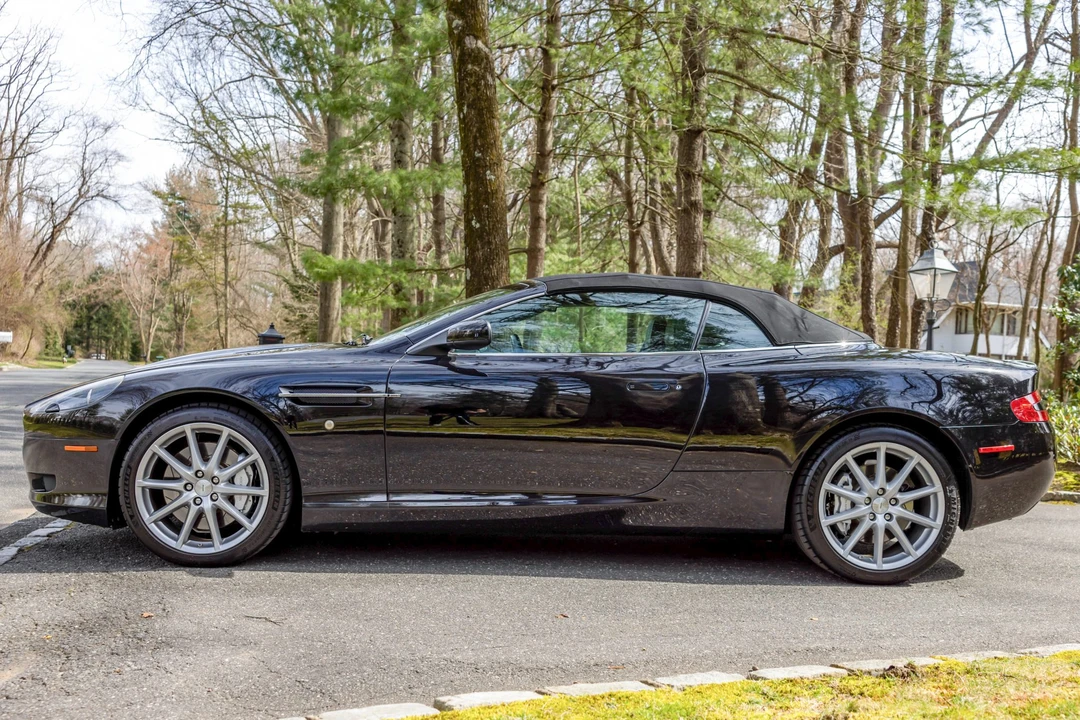 2009 Aston Martin DB9 - Image 3 of 31